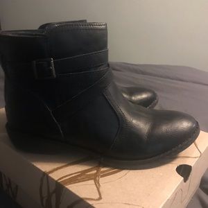Black ankle boots